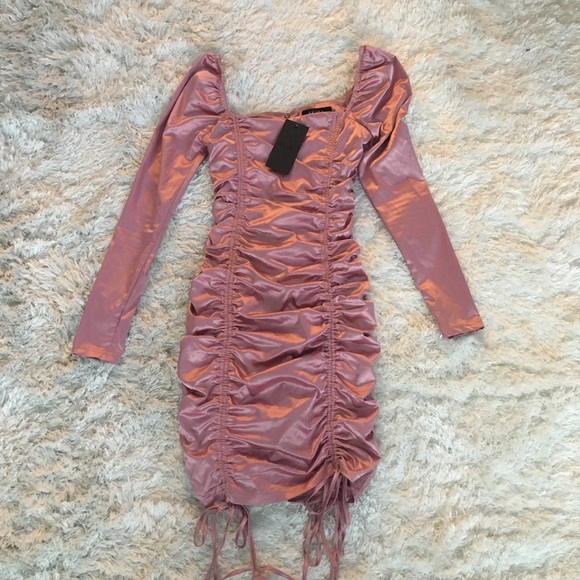 AKIRA Dresses & Skirts - NWT Sweet and chic satin ruched mini dress